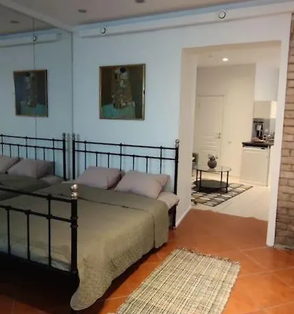 Vintage Style Flat Just A Few Steps Away From Vilniaus Street